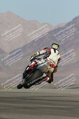 media/Oct-06-2024-Race Pace (Sun) [[d7d39ec7ad]]/10-Turn 9 Backside (1105am)/